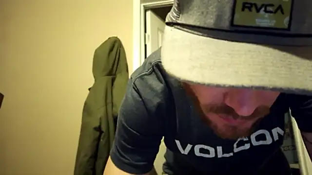 Huntzg23 online show from December 23, 9:51 am