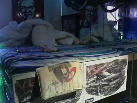 kinkycdslutsv online show from March 10, 8:59 am