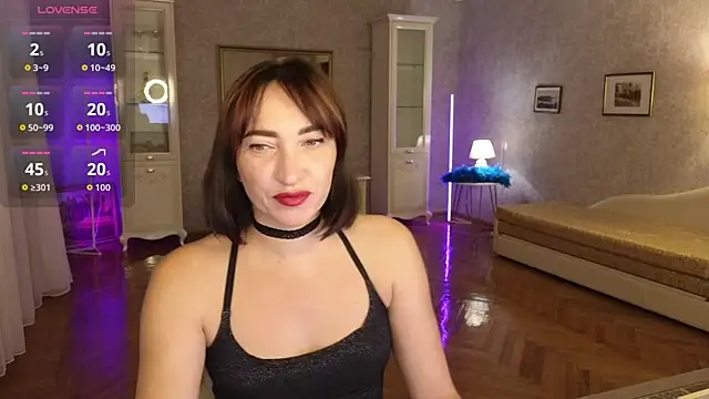 AnneHaddaway online show from October 5, 7:56 pm