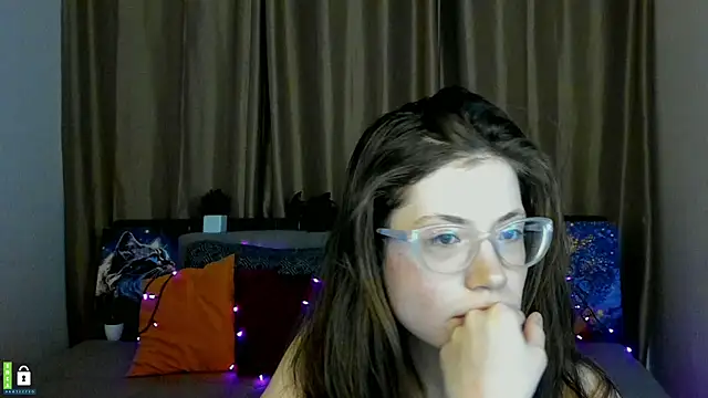 Alicia redfollow online show from February 12, 3:40 am