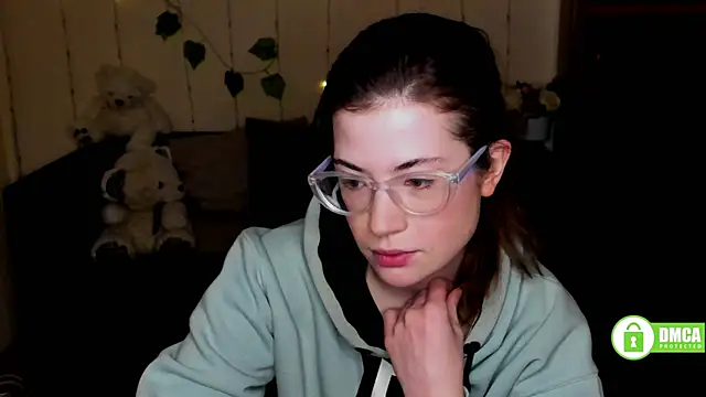 Alicia redfollow online show from February 19, 6:21 pm