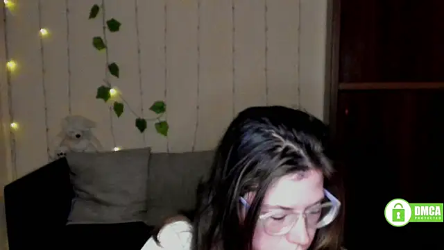 Alicia redfollow online show from February 26, 3:30 pm