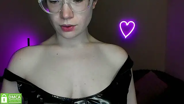 Alicia redfollow online show from March 2, 9:31 am