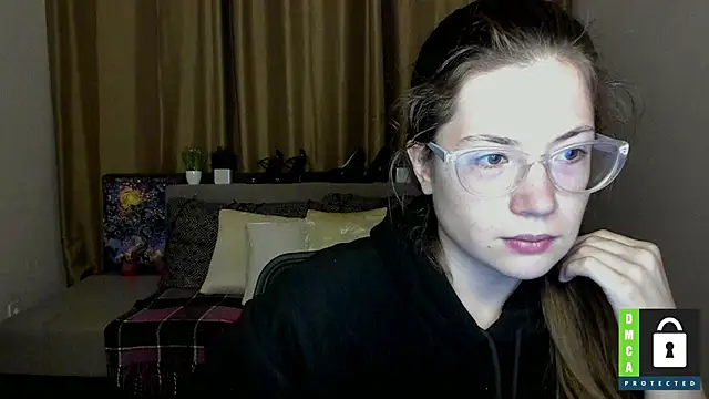 Alicia redfollow online show from September 17, 11:23 am