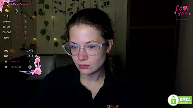 Alicia redfollow online show from September 26, 11:25 am