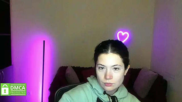 Alicia redfollow online show from December 4, 12:25 pm