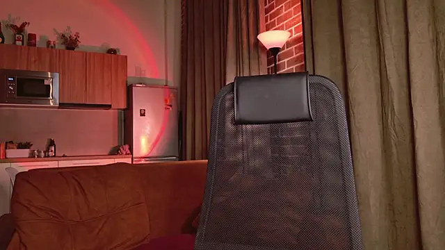 Cristmass princess online show from October 2, 8:05 pm