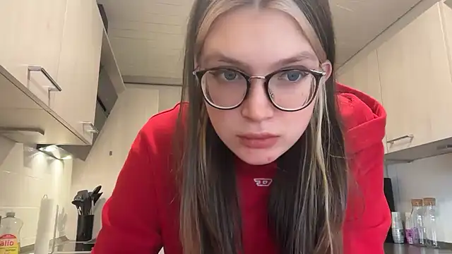 Snapshot of NikaCyberslut chatting on January 12, 11:07 am NikaCyberslut online show from January 12, 11:07 am