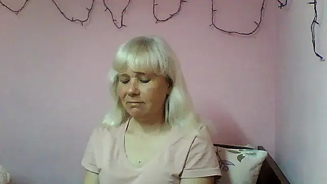 sakura blonde online show from March 21, 4:50 am