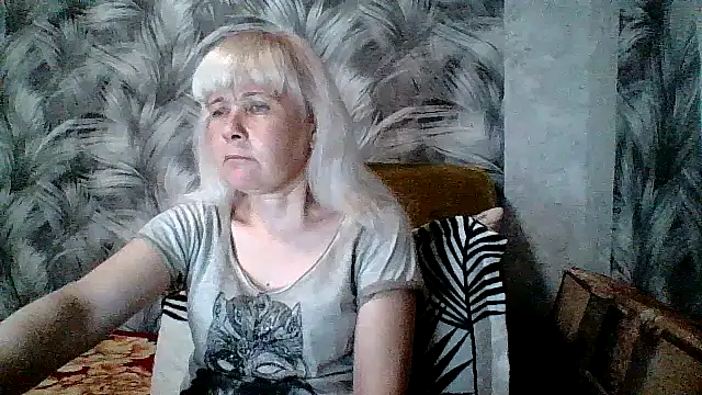 sakura blonde online show from April 21, 8:01 pm