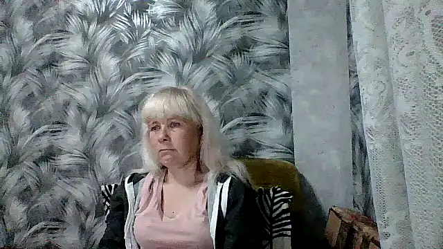 sakura blonde online show from April 22, 9:38 pm