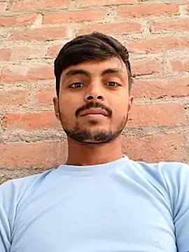 Snapshot of Suraj223kumar chatting on October 24, 12:52 am Suraj223kumar online show from October 24, 12:52 am