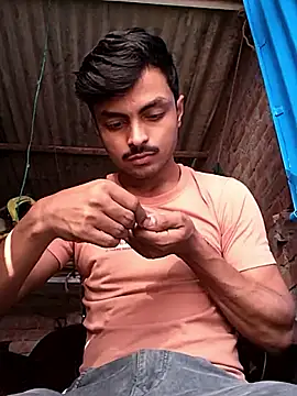 Snapshot of Suraj223kumar chatting on November 9, 2:32 am Suraj223kumar online show from November 9, 2:32 am