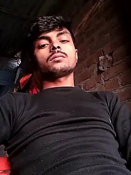 Snapshot of Suraj223kumar chatting on November 14, 1:26 am Suraj223kumar online show from November 14, 1:26 am