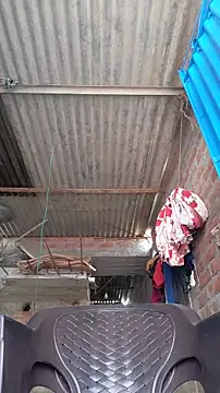 Snapshot of Suraj223kumar chatting on December 3, 6:21 am Suraj223kumar online show from December 3, 6:21 am