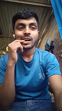 Snapshot of Suraj223kumar chatting on December 15, 9:35 am Suraj223kumar online show from December 15, 9:35 am