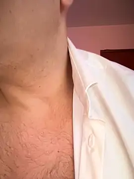 SecretlyDD online show from February 17, 2:15 pm