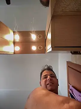 SecretlyDD online show from February 20, 8:39 am