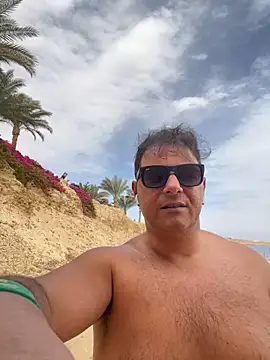 SecretlyDD online show from February 26, 11:20 am