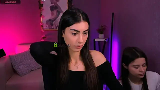 berry alma online show from December 3, 10:13 am