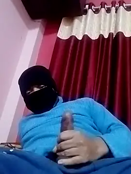 Snapshot of sanju-9973 chatting on December 24, 12:11 am sanju-9973 online show from December 24, 12:11 am