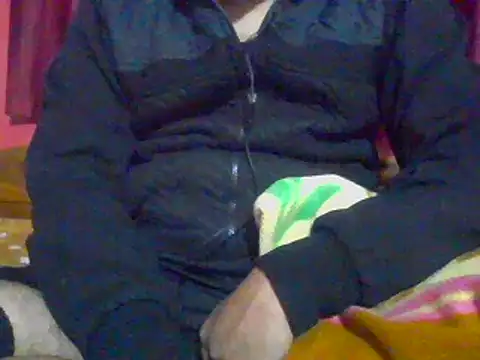 Snapshot of sanju-9973 chatting on January 30, 12:18 am sanju-9973 online show from January 30, 12:18 am