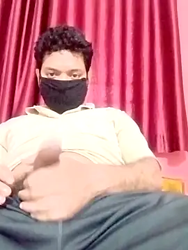 Snapshot of sanju-9973 chatting on February 26, 1:32 am sanju-9973 online show from February 26, 1:32 am