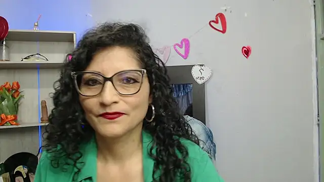 Snapshot of arianna_ros3 chatting on February 24, 5:20 pm arianna ros3 online show from February 24, 5:20 pm