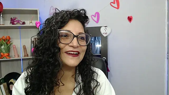 Snapshot of arianna_ros3 chatting on February 25, 2:44 pm arianna ros3 online show from February 25, 2:44 pm