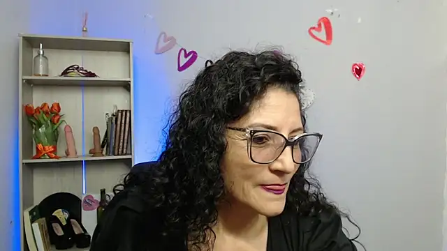 Snapshot of arianna_ros3 chatting on February 28, 3:26 pm arianna ros3 online show from February 28, 3:26 pm