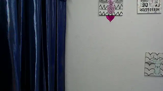 Snapshot of arianna_ros3 chatting on March 21, 2:07 pm arianna ros3 online show from March 21, 2:07 pm