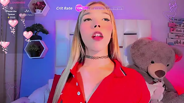 Snapshot of Aileen_18 chatting on November 22, 7:35 pm Aileen 18 online show from November 22, 7:35 pm