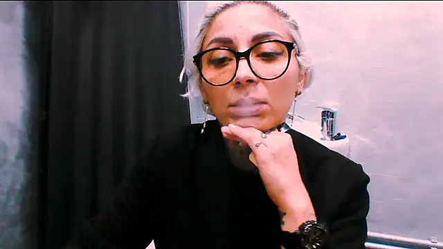 Lucky Deniz online show from November 20, 3:23 pm