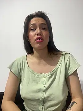 Snapshot of eriika_deep_ chatting on January 25, 2:58 am eriika deep online show from January 25, 2:58 am