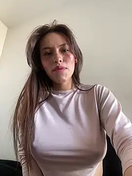 Snapshot of eriika_deep_ chatting on February 1, 9:29 pm eriika deep online show from February 1, 9:29 pm