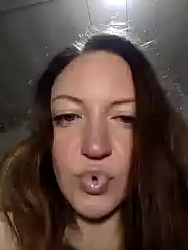 Snapshot of KattyLuuu chatting on December 29, 2:49 am KattyLuuu online show from December 29, 2:49 am