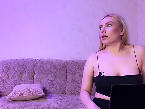 AzallandRoom online show from December 4, 6:16 pm