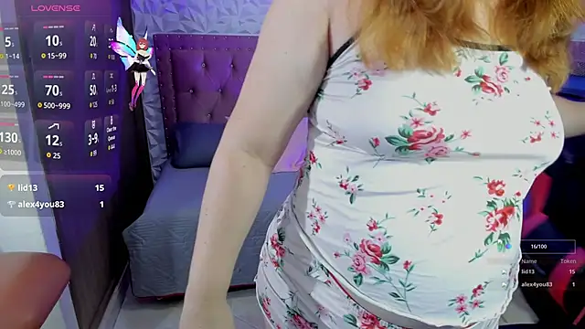 chloe prg online show from November 4, 1:21 pm