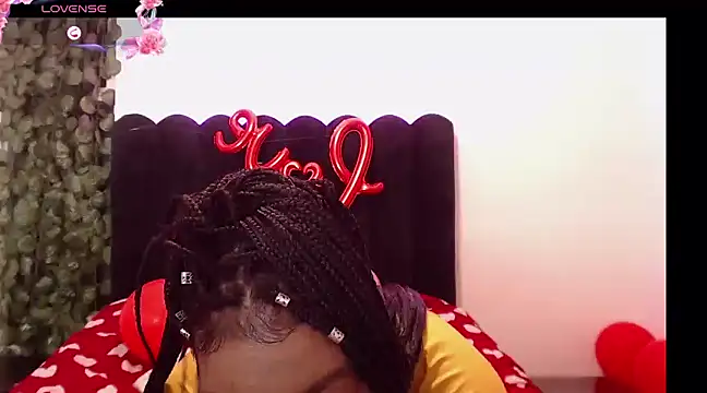 AmyBriiggs online show from February 15, 5:19 am