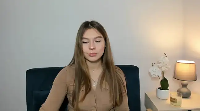 Snapshot of CamilaAmazing chatting on January 9, 9:16 pm CamilaAmazing online show from January 9, 9:16 pm