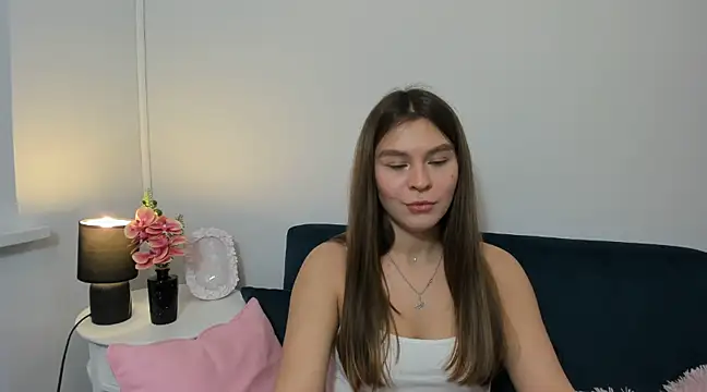 Snapshot of CamilaAmazing chatting on January 31, 12:28 am CamilaAmazing online show from January 31, 12:28 am