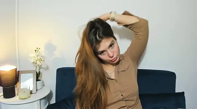 Snapshot of CamilaAmazing chatting on March 18, 1:21 am CamilaAmazing online show from March 18, 1:21 am