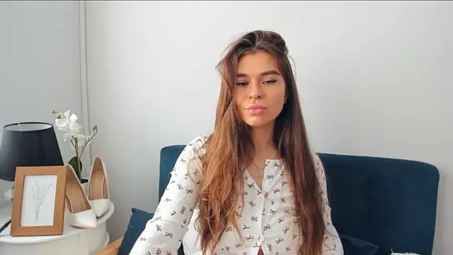 Snapshot of CamilaAmazing chatting on October 13, 10:59 am CamilaAmazing online show from October 13, 10:59 am