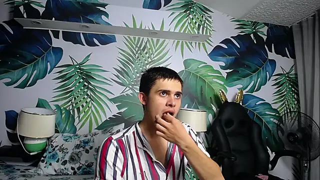 Gurvinder 1 online show from February 8, 1:22 am