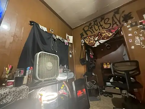 carmelbbyx22 online show from March 9, 3:21 am