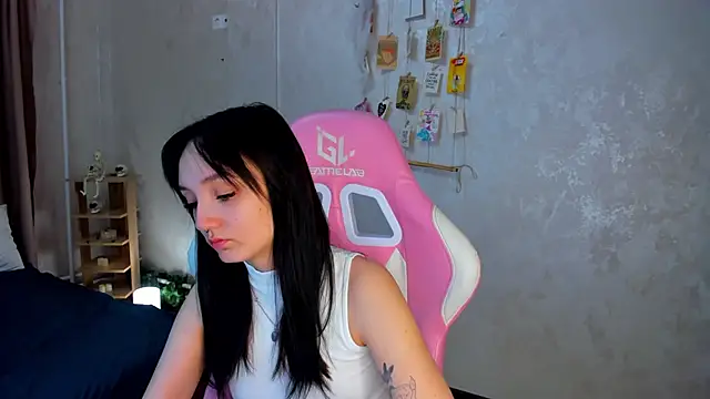 Cheryl  Brown online show from November 10, 1:48 am