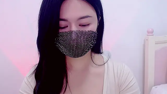 Snapshot of memi-vovo chatting on December 22, 6:21 am memi-vovo online show from December 22, 6:21 am