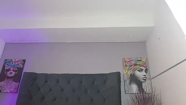 Snapshot of BrithanySummer chatting on March 21, 7:57 pm BrithanySummer online show from March 21, 7:57 pm