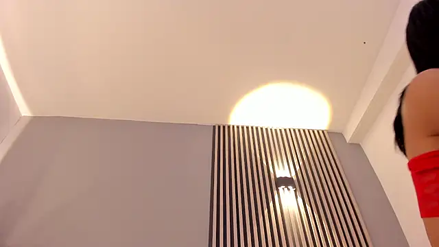 Snapshot of BrithanySummer chatting on December 3, 4:42 am BrithanySummer online show from December 3, 4:42 am