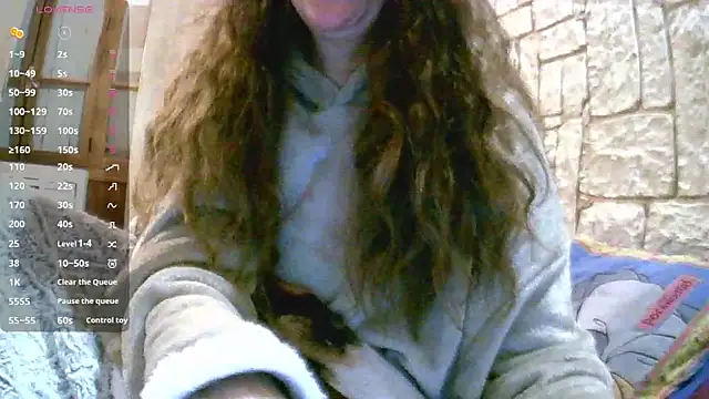 sansan2411 online show from January 26, 8:45 pm